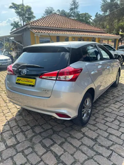 YARIS HATCH XL 1.5 AUTOMATICO