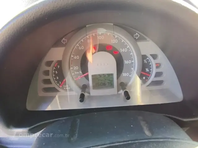 FOX - 1.0 MI 8V 4P MANUAL