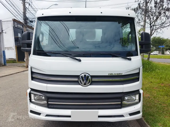 Delivery Express 2.8 Prime Diesel (Carroceria + Cabine suple