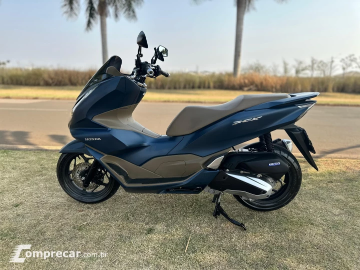 PCX 160 DLX ABS