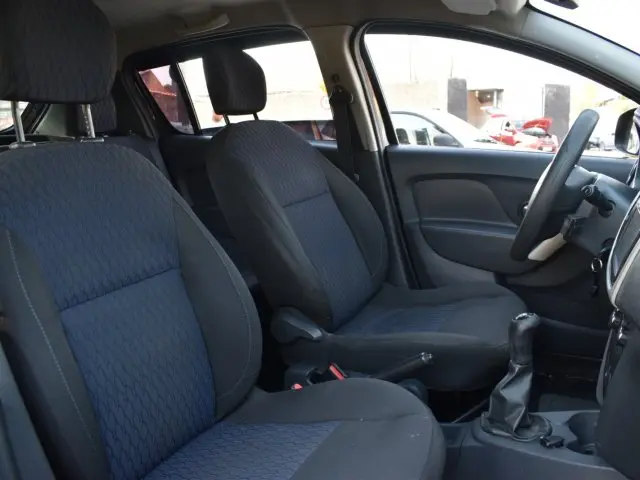 SANDERO - 1.0 12V SCE EXPRESSION 4P MANUAL