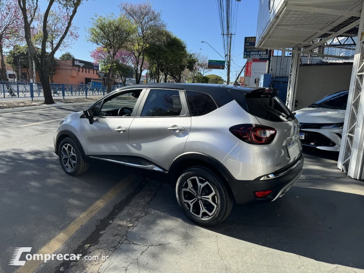 CAPTUR 1.3 TCE Iconic