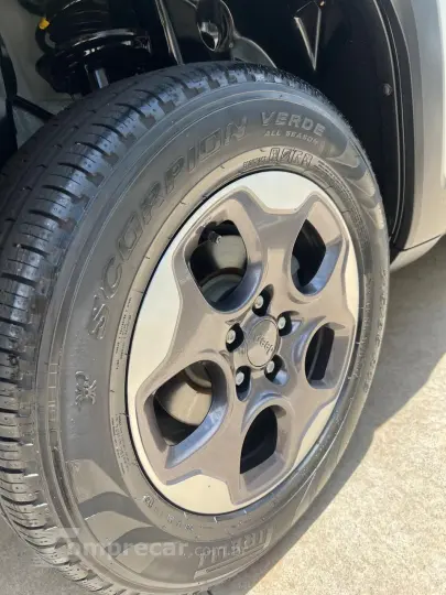 Renegade 1.8 4x2 Flex 16V Aut.