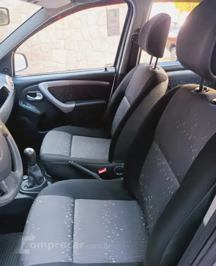 LOGAN 1.6 16V SCE Expression