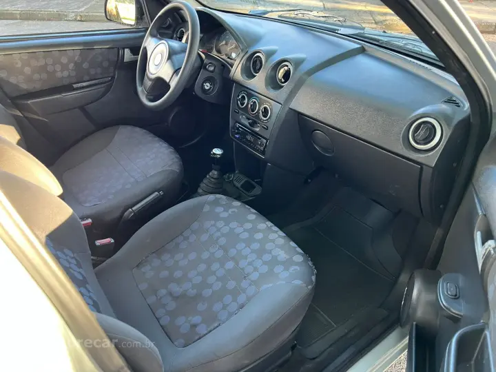 PRISMA 1.4 MPFI JOY 8V