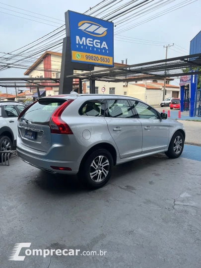 XC60 2.4 D5 Kinetic AWD