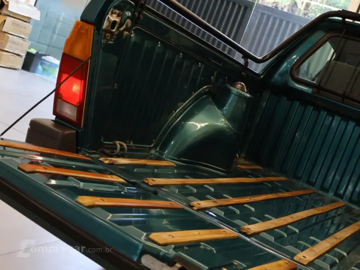 SAVEIRO 1.8 MI Summer CS 8V