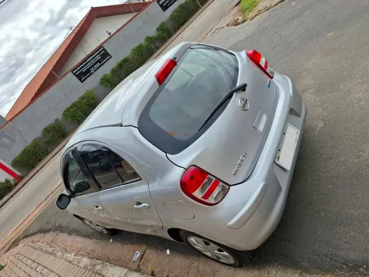 March 1.0 S 16V Flex 4P Manual