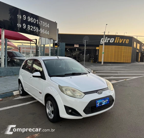 FIESTA 1.0 MPI Class Hatch 8V