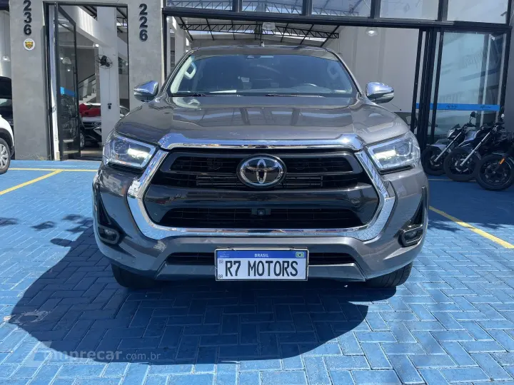 HILUX 2.8 D-4D TURBO DIESEL CD SRX 4X4 AUTOMÁTICO