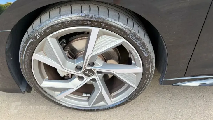 A3 2.0 40 TFSI Mhev Sedan Performance Black