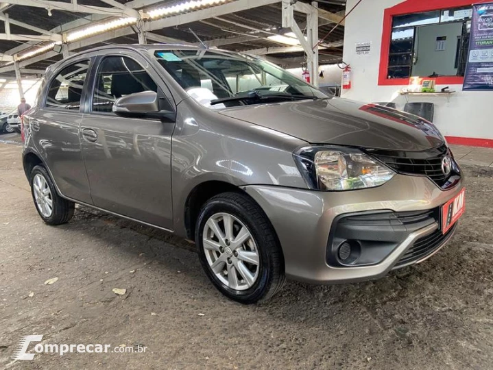 ETIOS HATCH X PLUS 15 MT