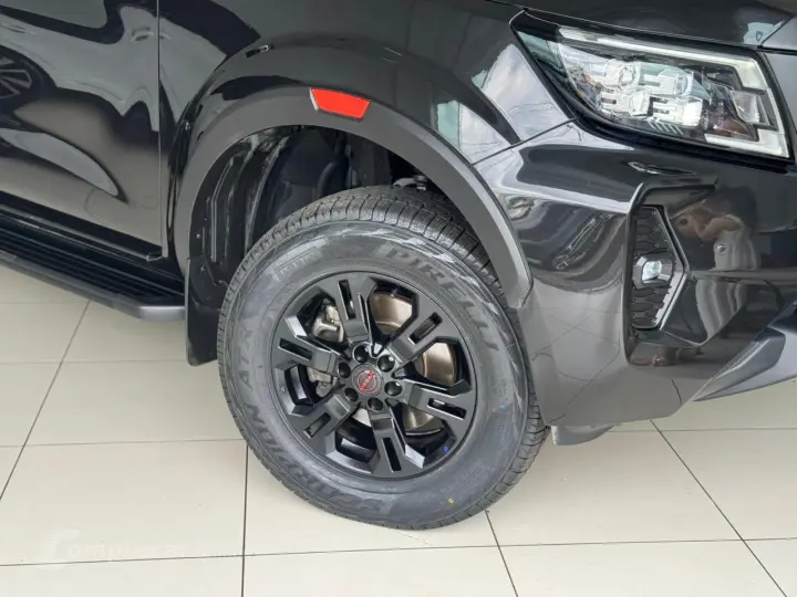 Frontier 2.3 16V PRO4X CABINE DUPLA 4X4 BI-TURBO DIESEL AUTO