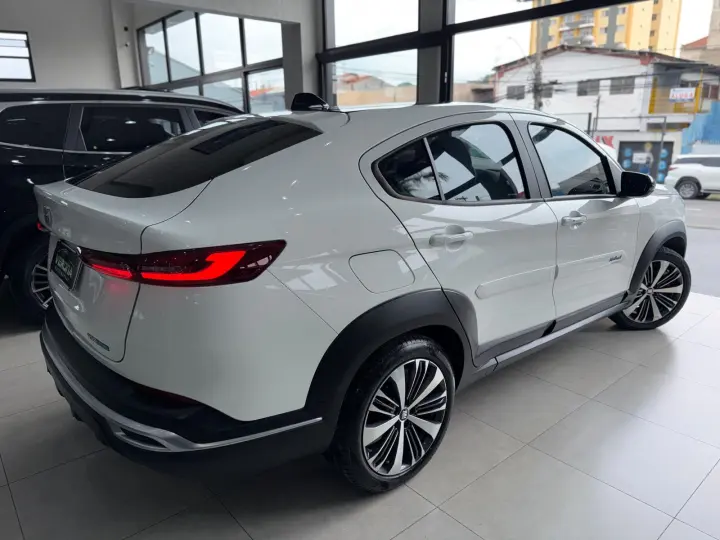 FASTBACK 1.0 Turbo 200 Hybrid Audace