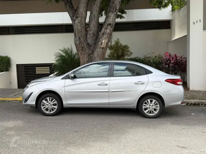 YARIS 1.5 16V FLEX SEDAN XL PLUS TECH MULTIDRIVE