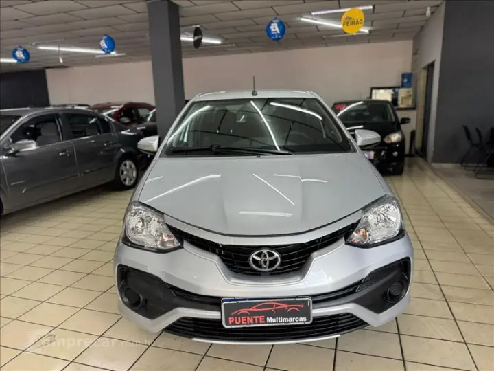 ETIOS 1.5 XS Sedan 16V