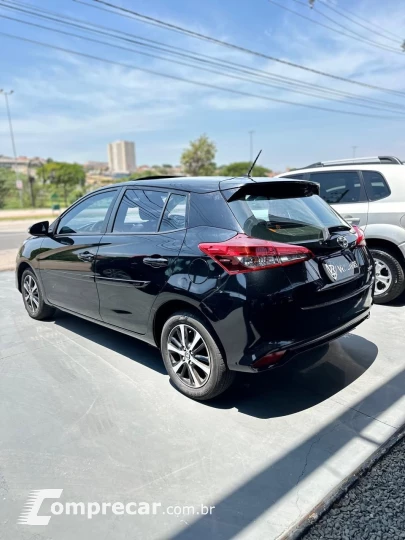 YARIS XLS Connect 1.5 Flex 16V 5p Aut.