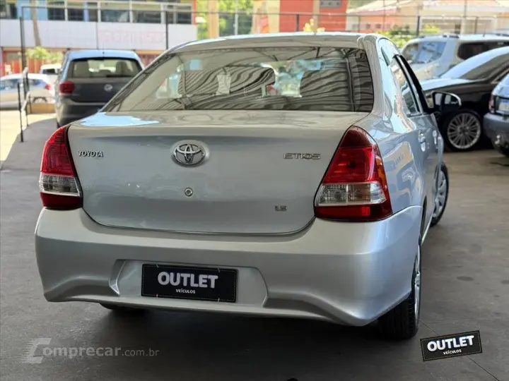 ETIOS 1.5 X SEDAN 16V FLEX 4P MANUAL