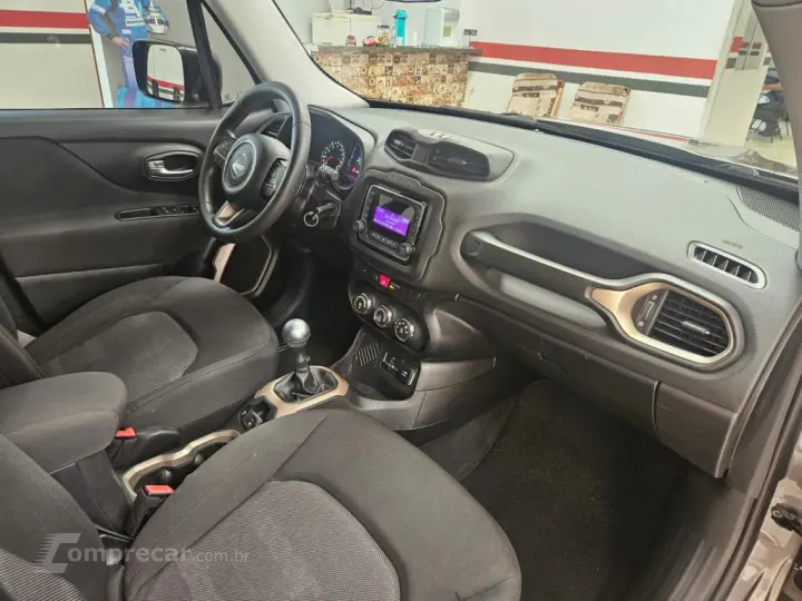 RENEGADE 1.8 16V Sport