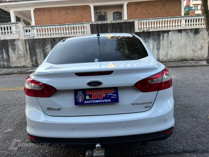 FOCUS 2.0 Titanium Plus 16V