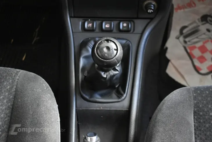 ASTRA 2.0 MPFI Advantage 8V