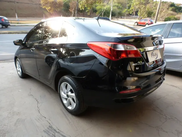 HB20 1.6 Comfort Plus 16V