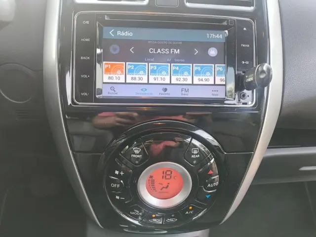 VERSA - 1.6 16V UNIQUE 4P XTRONIC