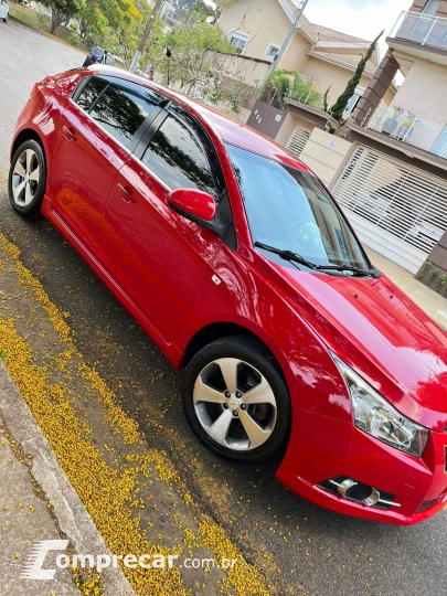 CRUZE 1.4 LT