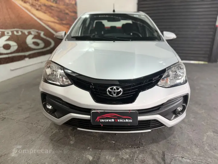 ETIOS 1.5 X Plus Sedan 16V