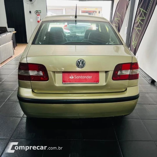 POLO SEDAN 1.6