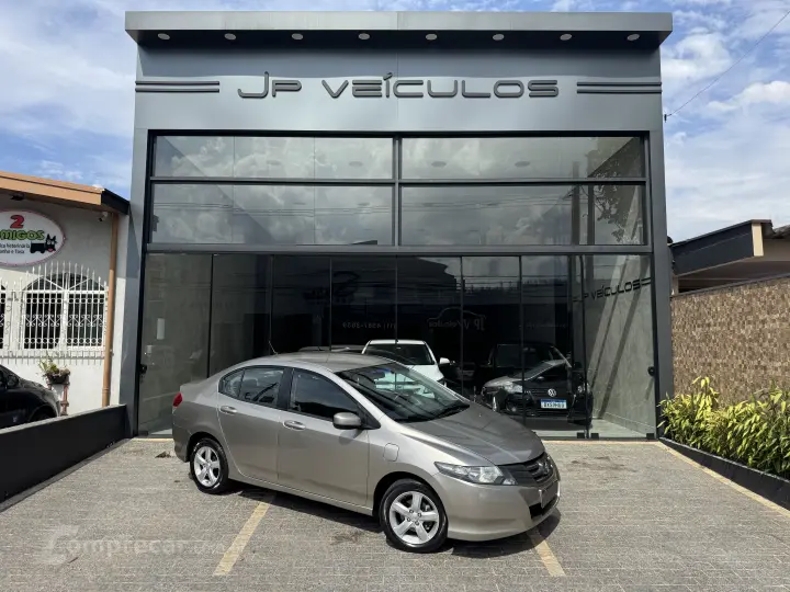 CITY 1.5 LX Sedan 16V