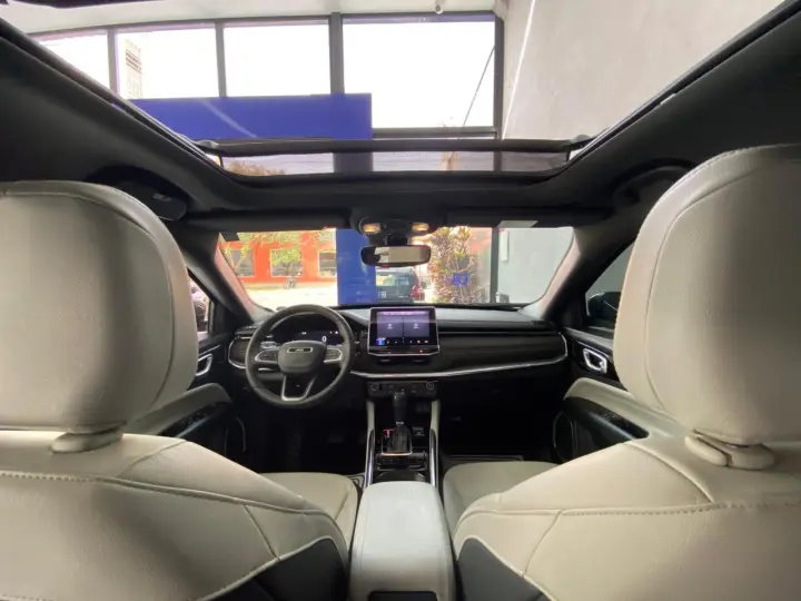 Commander Overland T270 1.3 TB Flex Aut.