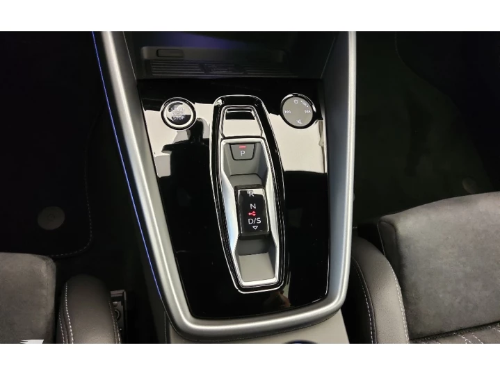 A3 2.0 40 TFSI GASOLINA SEDAN PERFORMANCE BLACK S-TRONIC