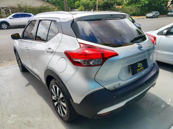 KICKS SV 1.6 16V FlexStar 5p Aut.