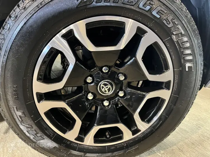 Hilux Caminhonete 2.8 16V SRX 4X4 TURBO DIESEL CABINE DUPLA