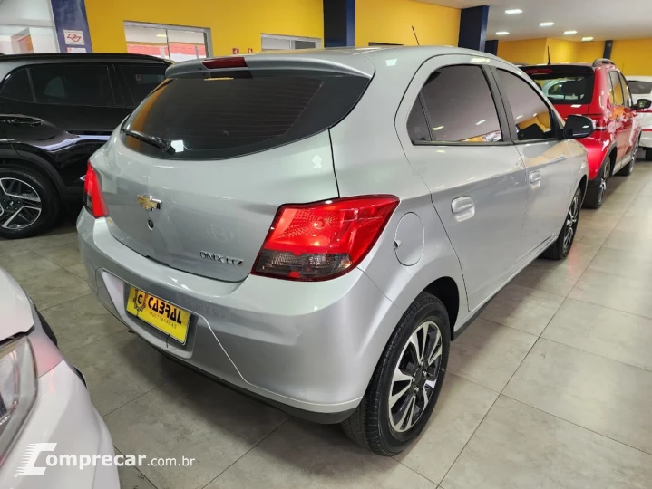 ONIX 1.4 MPFI LTZ 8V
