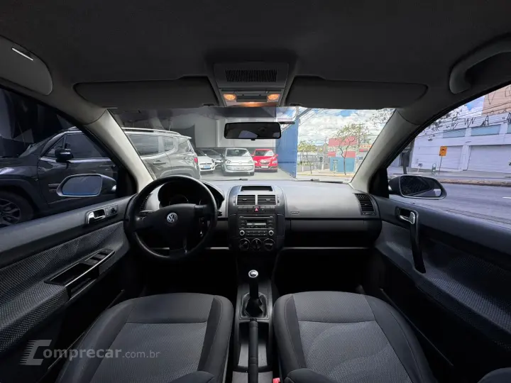 POLO SEDAN 1.6 MI Comfortline 8V