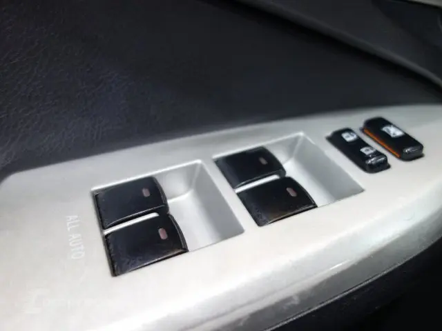 COROLLA - 2.0 XRS 16V 4P AUTOMÁTICO