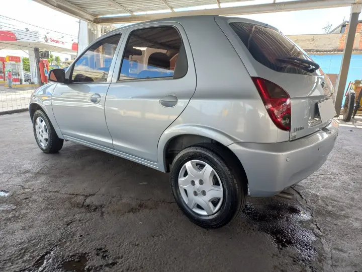 CELTA 1.0 MPFI LT 8V