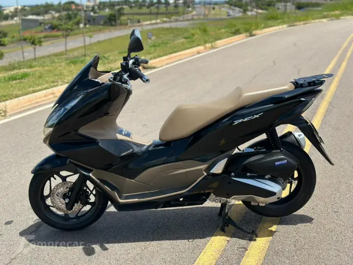PCX 160 DLX ABS