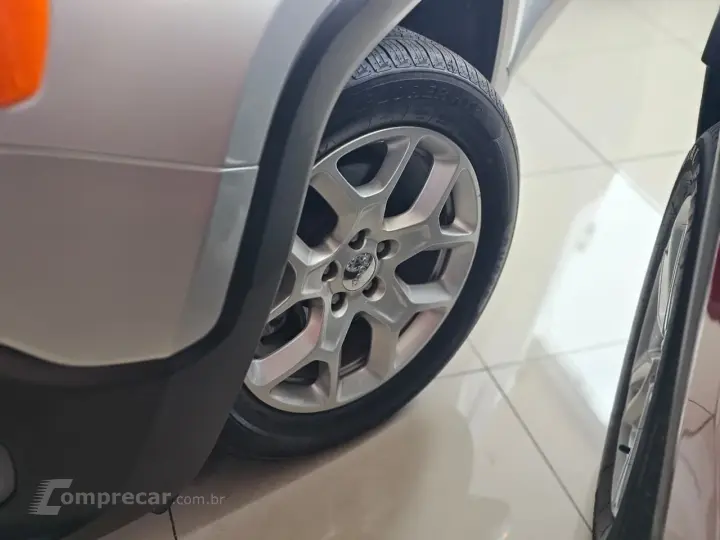 Renegade Sport 1.8 4x2 Flex 16V Mec.