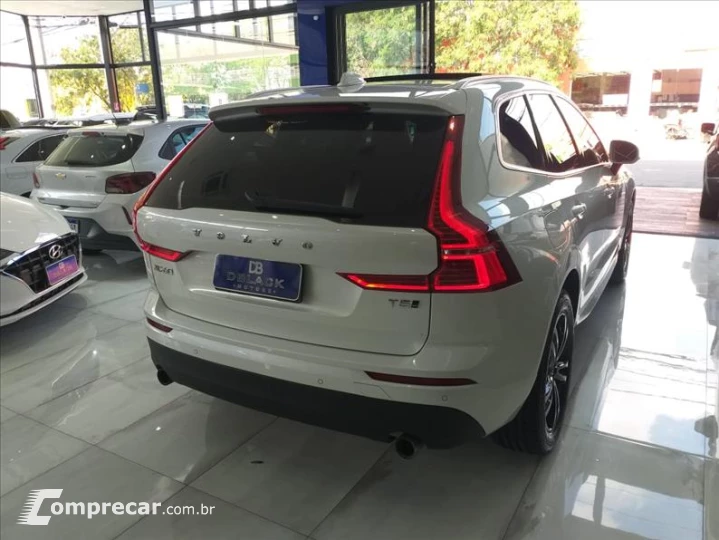 XC60 2.0 T5 Momentum AWD Geartronic