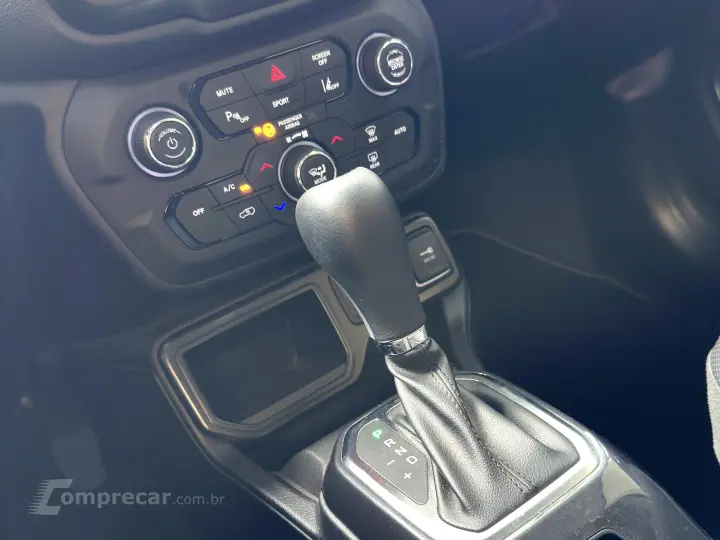 RENEGADE 1.3 T270 TURBO FLEX LONGITUDE AT6