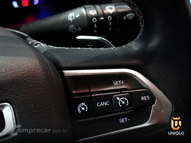 RENEGADE - 1.3 T270 TURBO LONGITUDE AT6