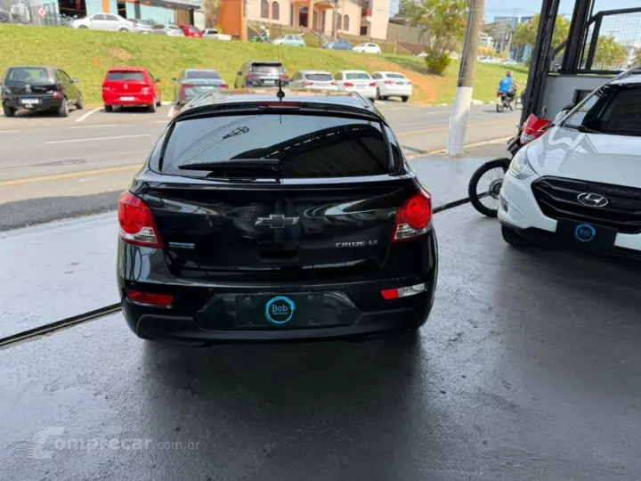 CRUZE HB Sport LT 1.8 16V FlexP. 5p Mec