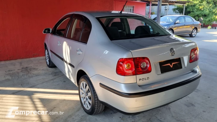 POLO SEDAN 1.6 MI 8V