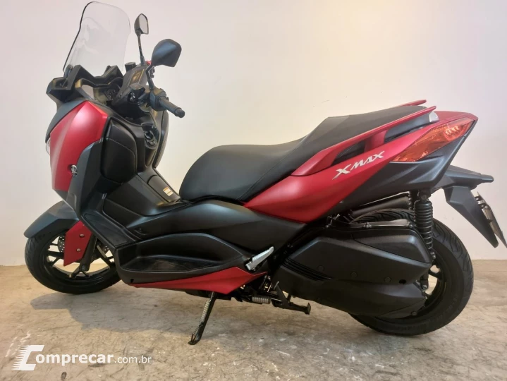 YAMAHA XMAX ABS