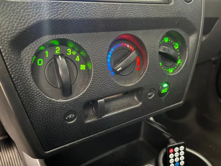 FIESTA 1.6 SE Sedan 16V