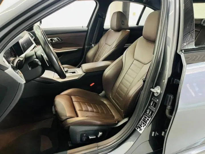 320I  ACTIVE FLEX