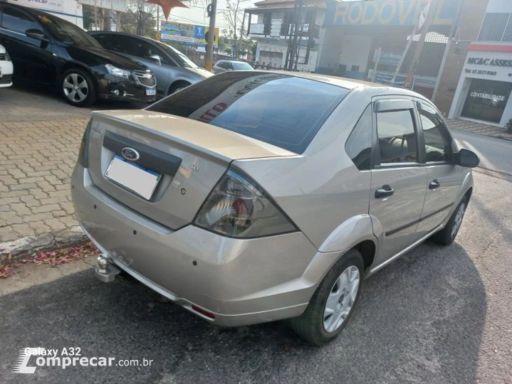 Fiesta 1.6 Mpi Class Sedan 8V Flex 4P Manual